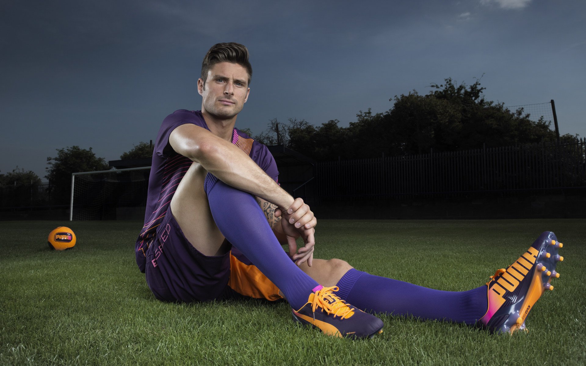 开云娱乐官网-年轻锋线：本土新锐前锋射手榜内卷化趋势分析